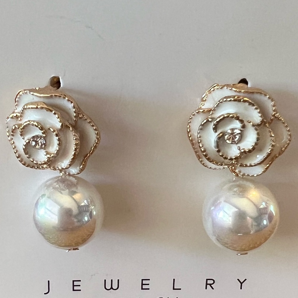 New Camelia Flower Earrings 🌸